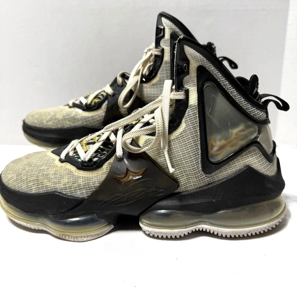 Nike Lebron XIX 19‎ Royalty White Metallic Gold Black Men's Size 9.5